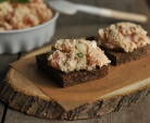 Laksepålegg rillettes